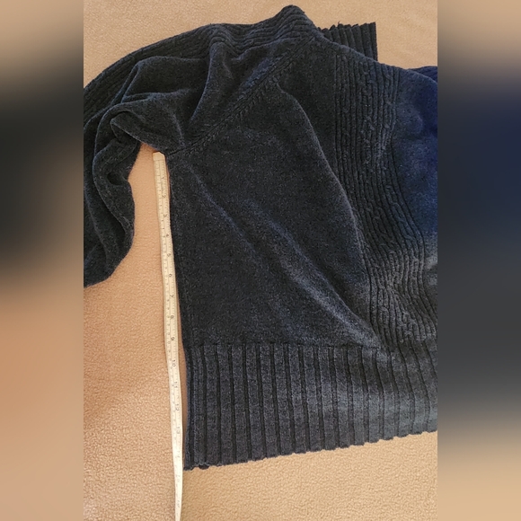 Hillard and Hanson turtleneck Sweater - Picture 6 of 10